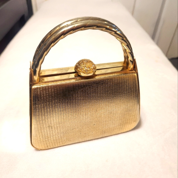 Sasha Handbags - Sasha Evening Bag Vintagr Gold Brass metal Purse hand bag w/ rope style chain